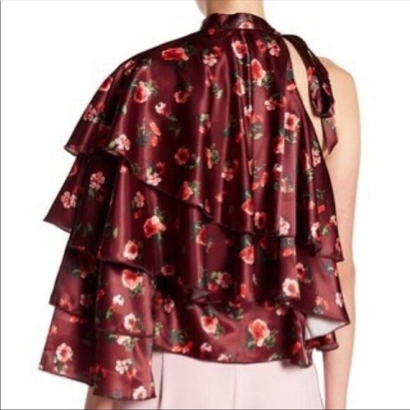 Lea & Viola One off Shoulder w/ Bell Sleeves - Picture 6 of 6